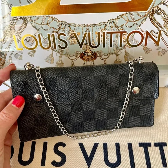 Louis Vuitton Black Damier Graphite Long Wallet on Chain - Picture 14 of 14